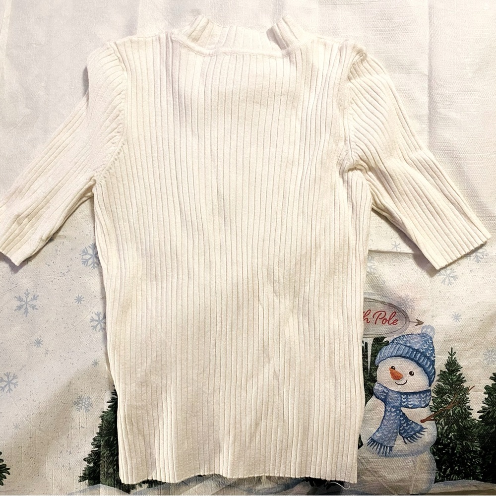 Cream quarter sleeve sweater